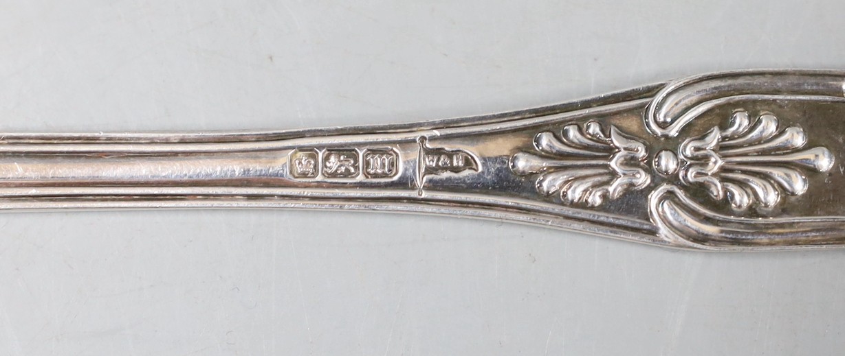 A set of six Edwardian silver King's pattern 'berry' spoons, Walker & Hall, Sheffield, 1904, 22.9cm